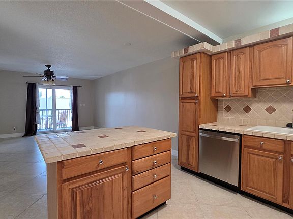 4th image of 253 S Cypress Road #225