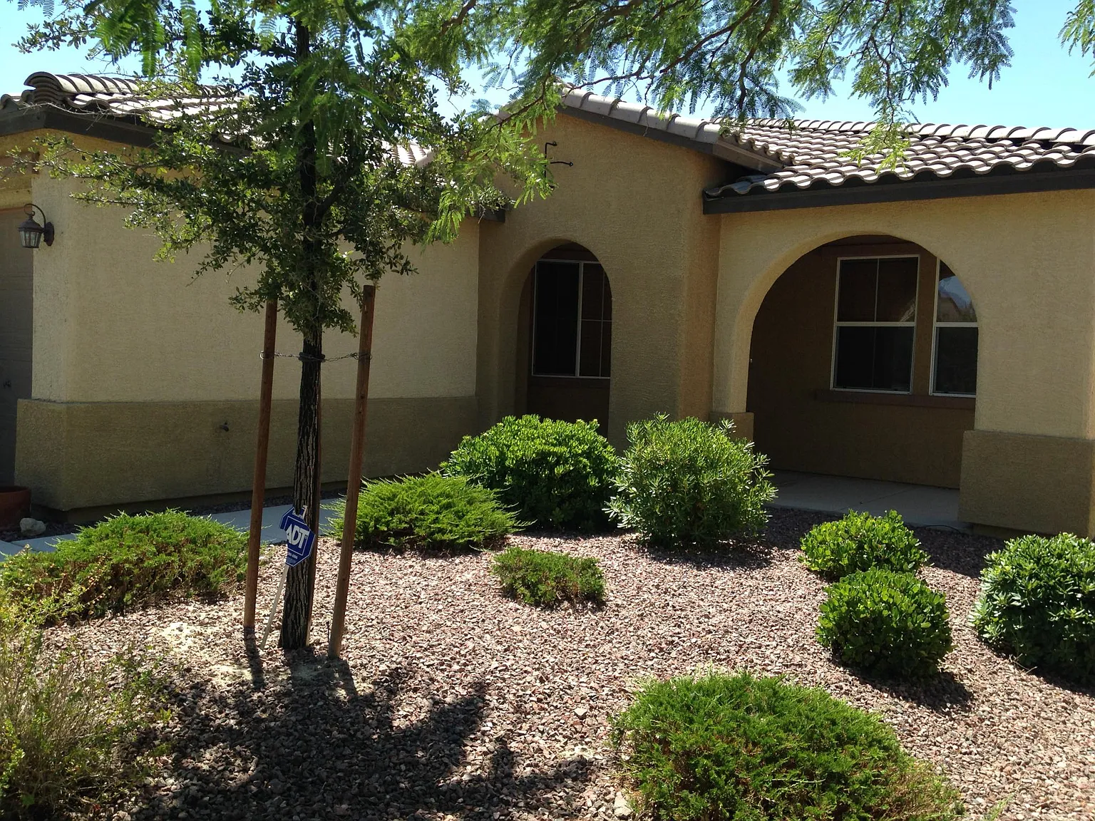 5721 E Ailanto Ave — Photo 2