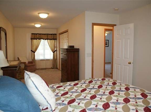 4th image of 5328 Ironwood Dr