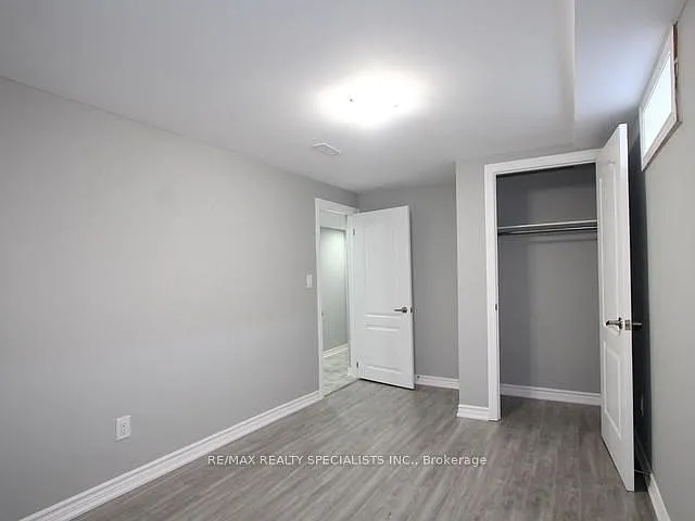 79 Gulliver Cres — Photo 2