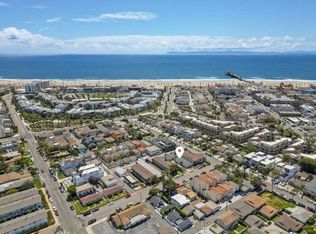 206 Chicago Ave APT B, Huntington Beach, CA 92648