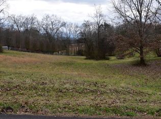 Amanda Ln, Sevierville, TN 37876