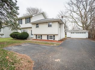 1N471 County Farm Rd, West Chicago, IL 60185