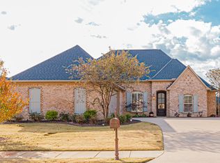 309 Royal Pond Cir, Brandon, MS 39232