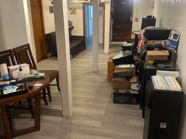 (undisclosed Address), Chicago, IL 60625