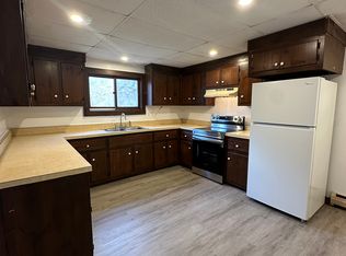 46 School St #2, Fairlee, VT 05045