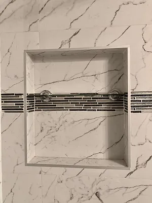 Rented by Halvatzis Realty | media 18