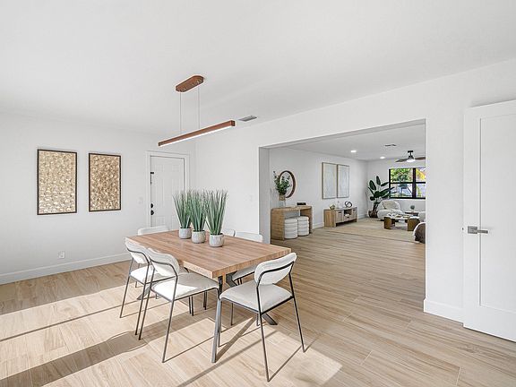 3rd image of 2538 SW 13th Court