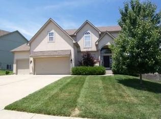 2424 SW 12th Ter, Lees Summit, MO 64081