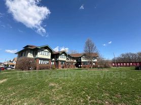 3510 E Fall Creek Parkway North Dr, Indianapolis, IN