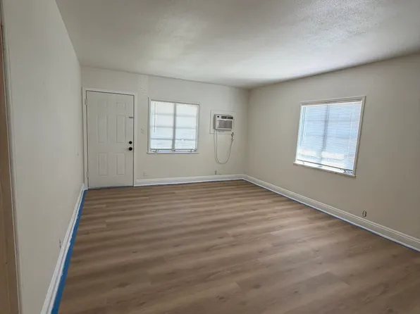 3425 Fairmount Blvd APT 11, Riverside, CA 92501