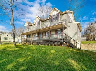 68 Old Haverstraw Rd, Congers, NY 10920