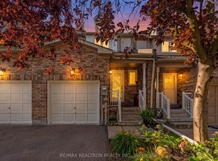 71 Ochalski Rd, Aurora, ON L4G 7J3