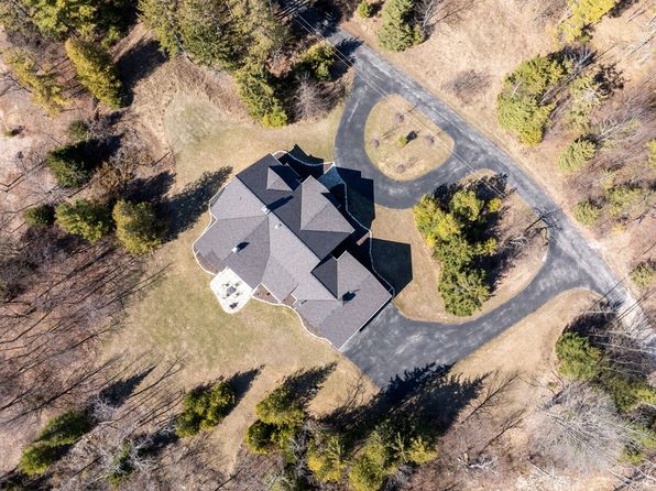 4071 Welcker Cliff Dr, Fish Creek, WI 54212