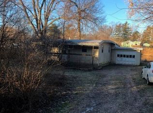 15N644 Edwards Ave, Dundee, IL 60118