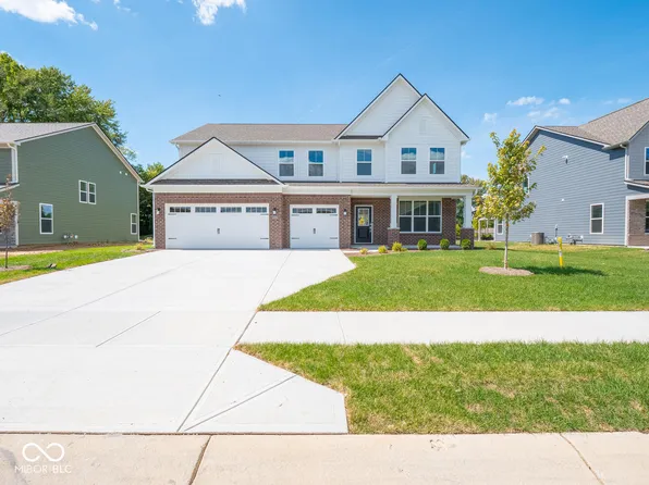 1206 Sambar Ln, Greenwood, IN 46143