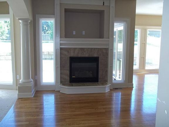 5th image of 2130 NE Sparta Dr