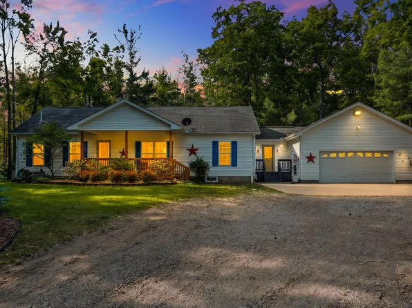 5912 Hillside Dr, Lewiston, MI 49756