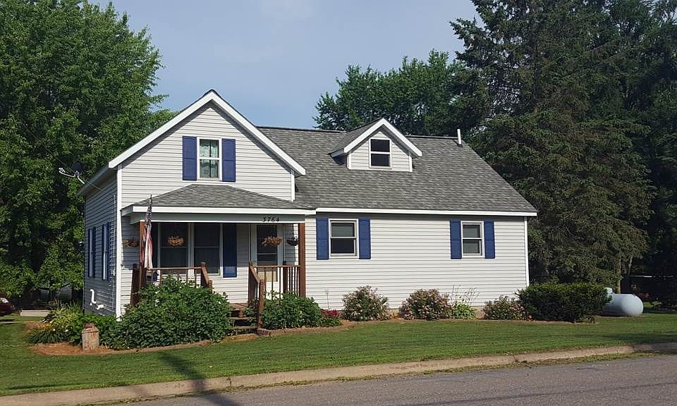 1st image of 3764 Redwood St