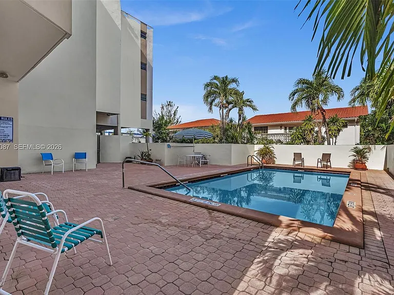 9124 Collins Ave #304 — Photo 27