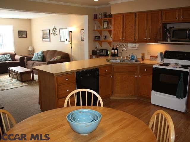 1st image of 2090 Mary Ellen Ln
