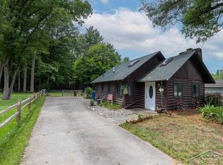 2101 N Neiner Rd, Sanford, MI 48657