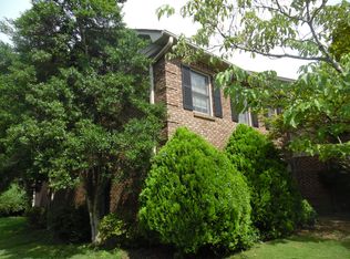 1956 Mountain Laurel Ln, Birmingham, AL 35244