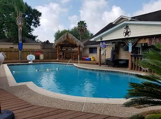 16314 Forest Way Dr, Houston, TX 77090