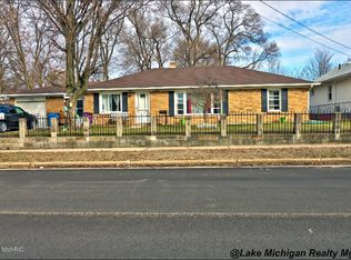 4426 Magnolia Ave SW, Wyoming, MI 49548