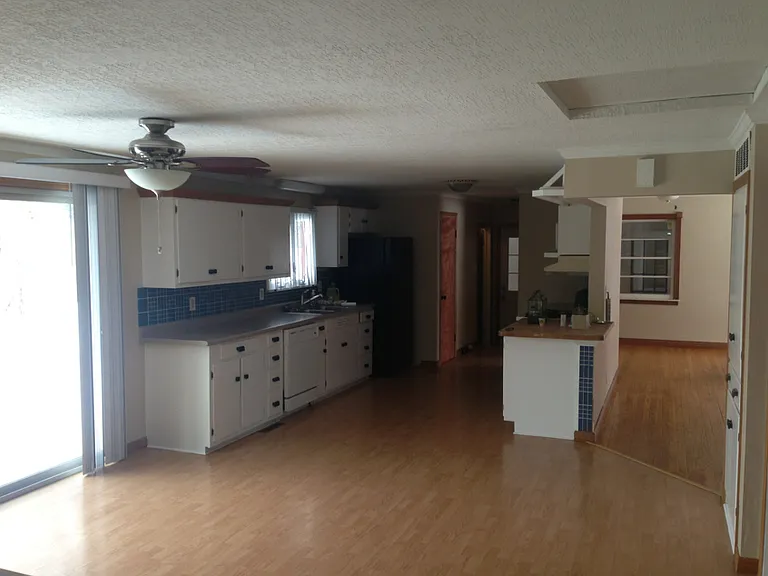 2201 N Salisbury St — Photo 5