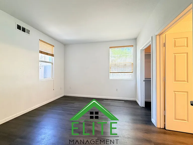 1181 Whitney Ranch Pkwy #711 — Photo 8