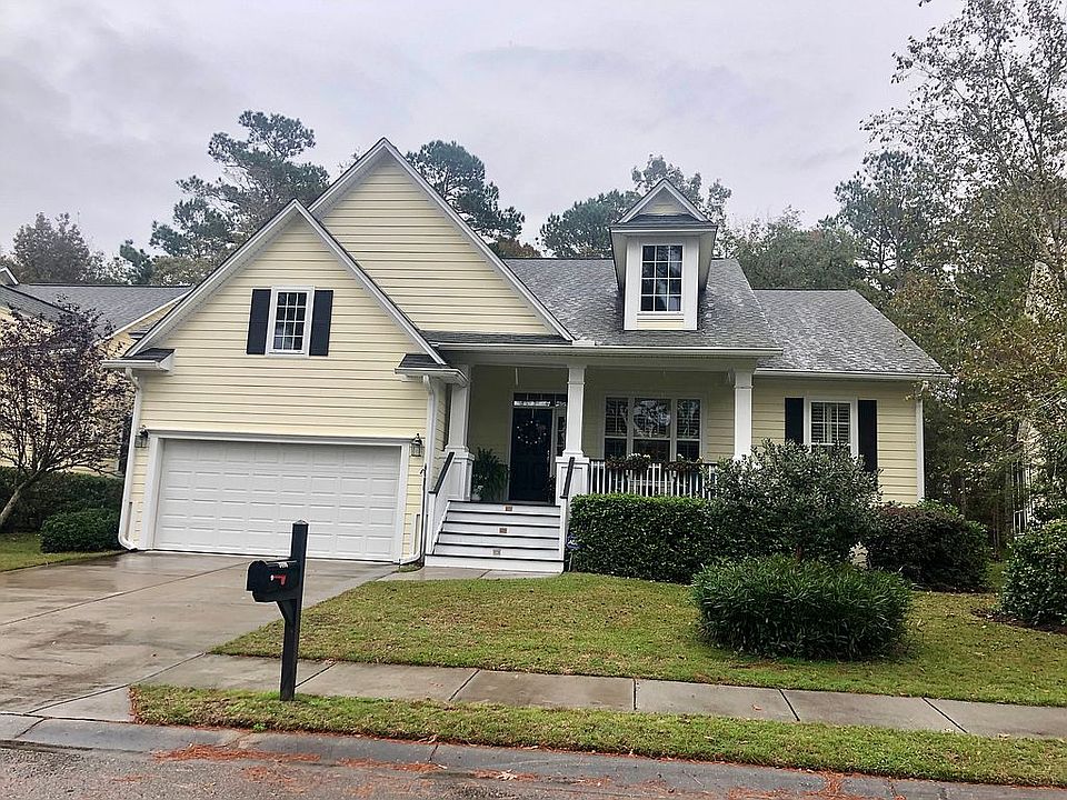 4 Bedrooms, 3 baths, Office