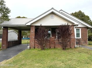 306 N Main St, Medina, TN 38355