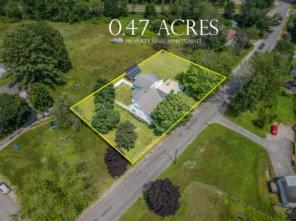 53 Park Street, Mechanic Falls, ME 04256