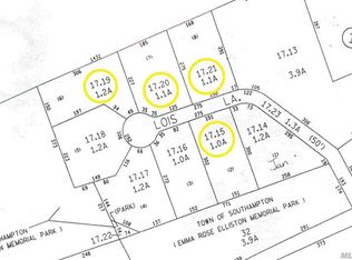 9 Lois Ln, Southampton, NY 11968
