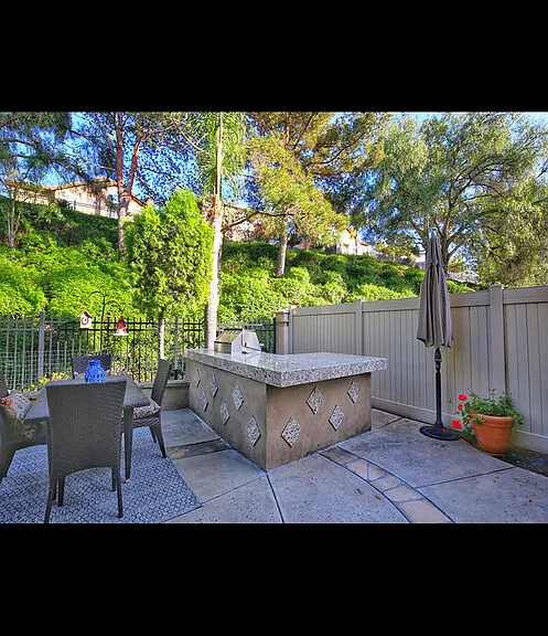 San Tropez Ct — Photo 17