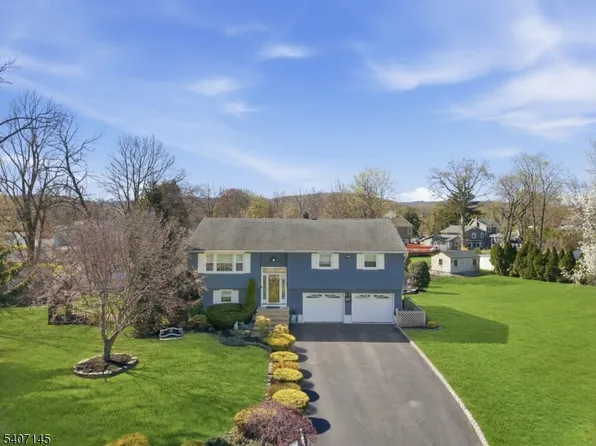 1 Chalen Ct, Pequannock Twp., NJ 07444