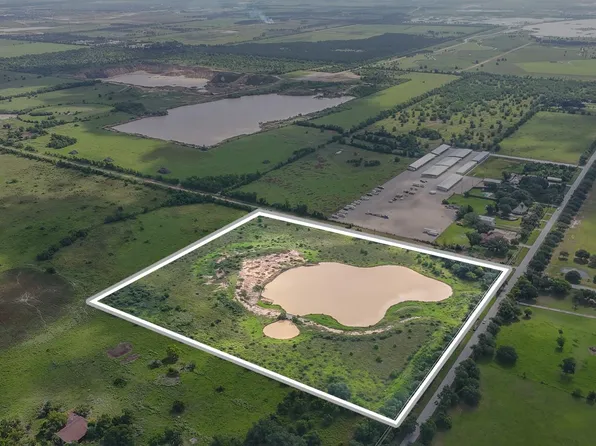 9009 Katy Hockley Rd, Katy, TX 77493