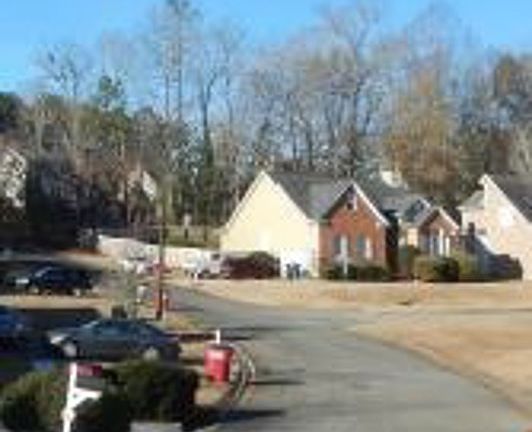 Exterior Neighborhood (street photo)
