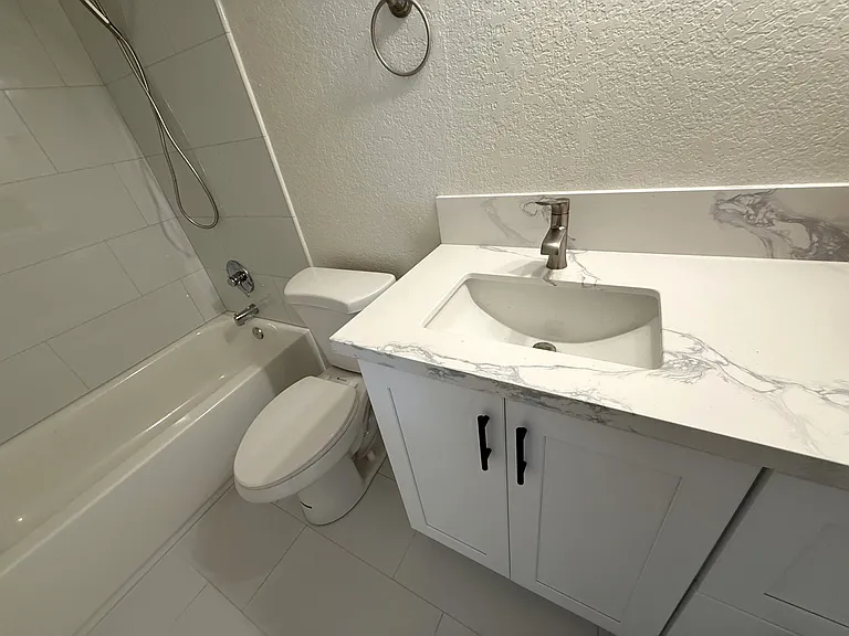 Bath 2 undermount sink in vanity