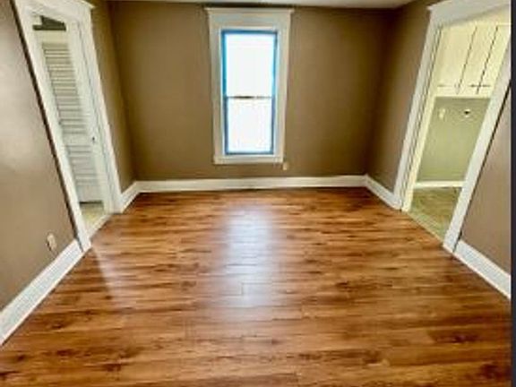 4th image of 263 E Loudon Ave #Z1