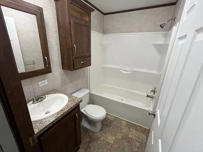Lakeview Terrace — Photo 34