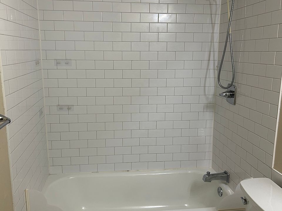 1st image of 5631 186th Pl SW APT 9
