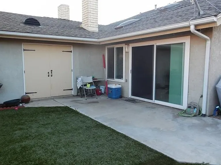 2353 Edenbridge Ln — Photo 13