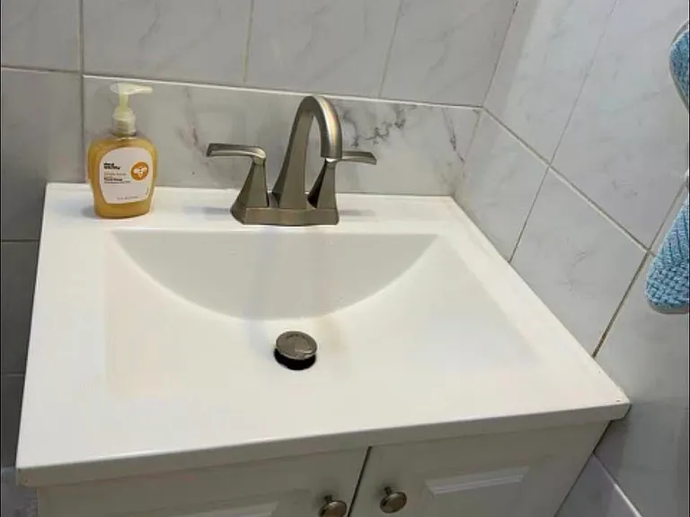 1971 Jackson Ave #2A — Photo 5