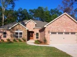265 Lake Valley Dr, Maumelle, AR 72113