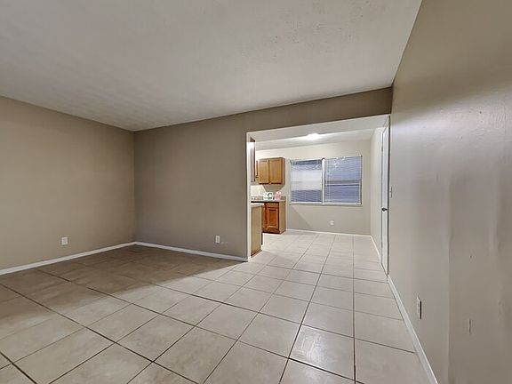 5th image of 2236 Looking Glass Ln