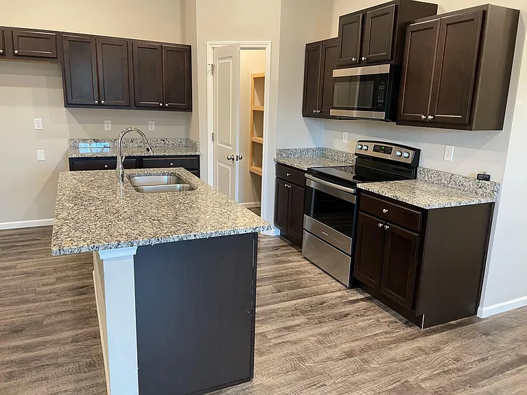 417 S Longbranch Dr #417 — Photo 3