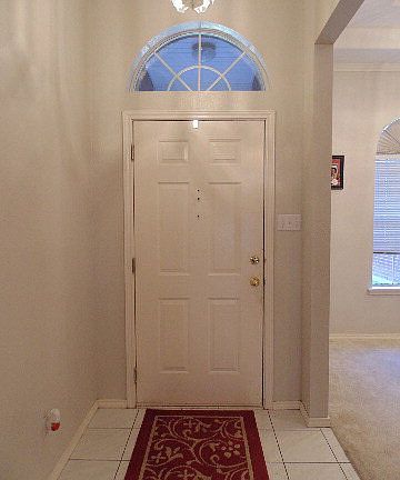 3rd image of 2306 Nicole Dr