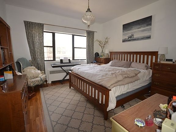 2nd image of 2247 29th St #1